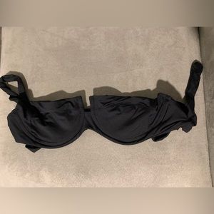 New Frankie’s black bikini top
